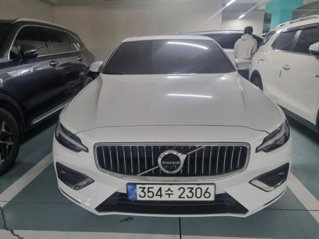 Volvo S60 2021 - Importación desde Corea - HF Imports Iquique - Foto 1