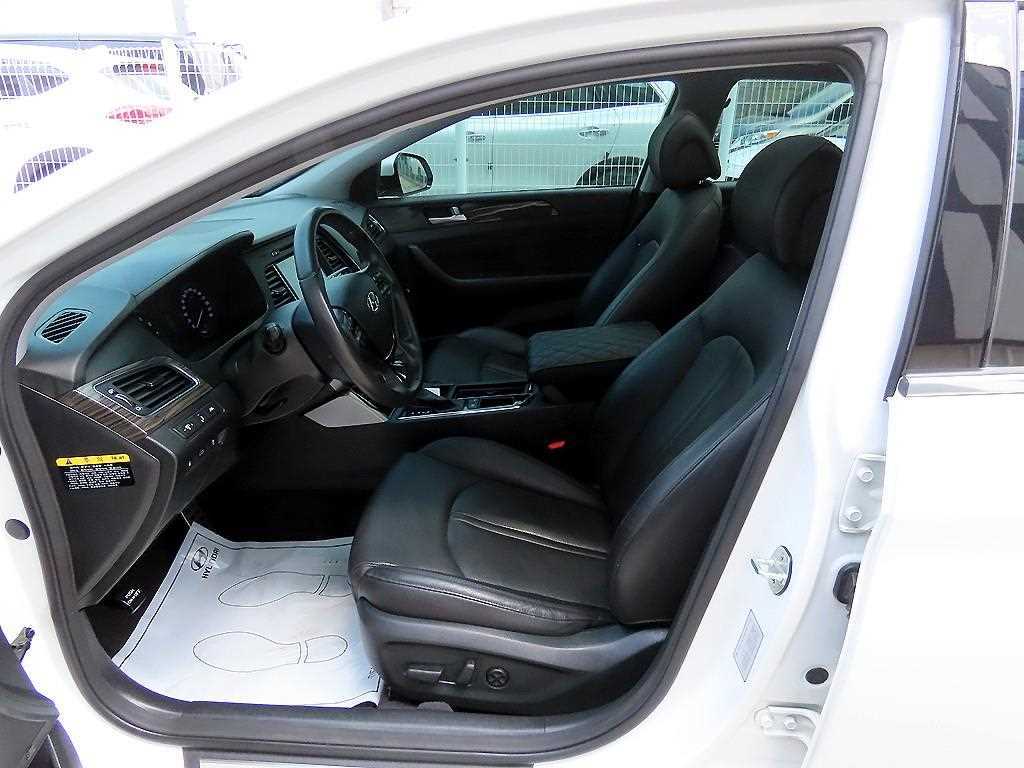 HYUNDAI Sonata - Vista 5