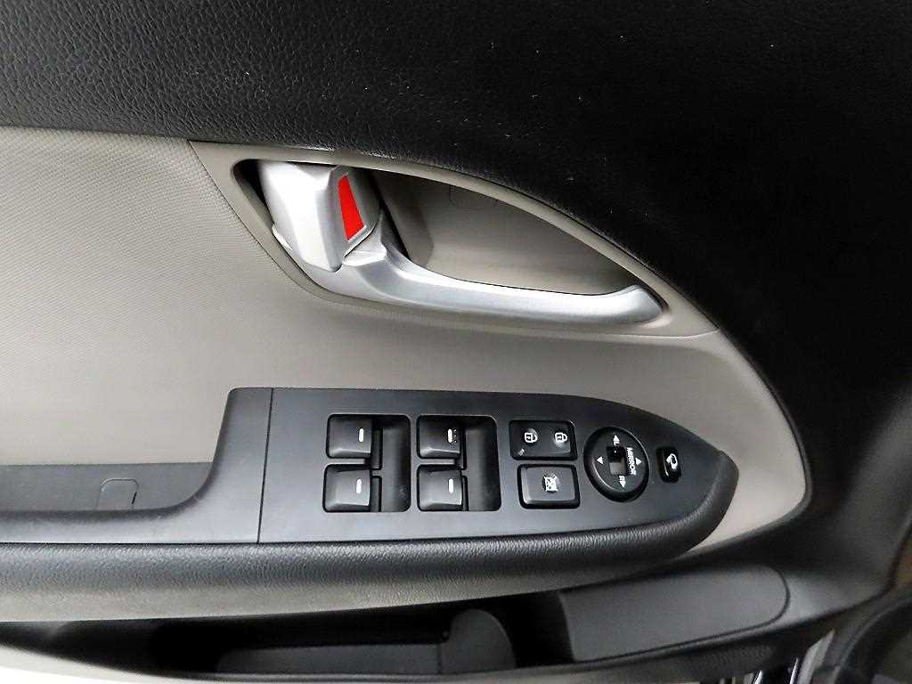 KIA Ray - Vista 10