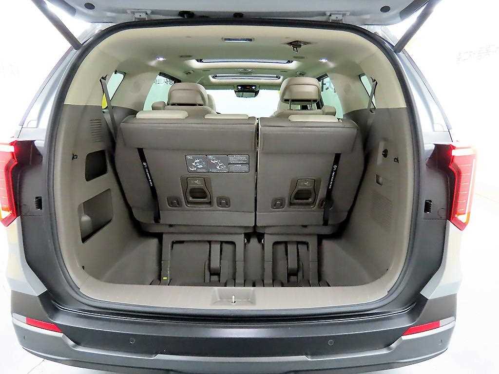 KIA Carnival 2024 Gris - Importación desde Corea - HF Imports Iquique - Foto 18