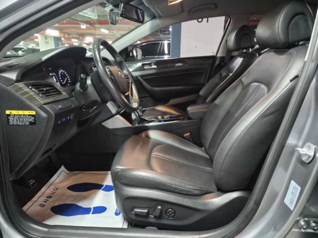 HYUNDAI Sonata - Vista 5