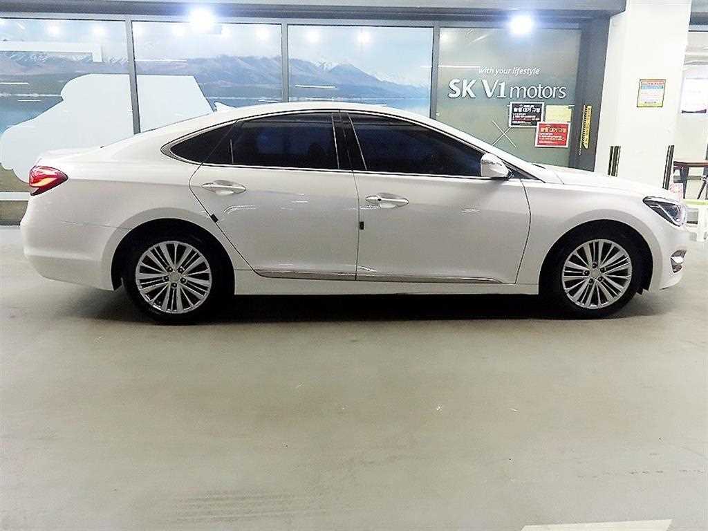 HYUNDAI Aslan - Vista 3