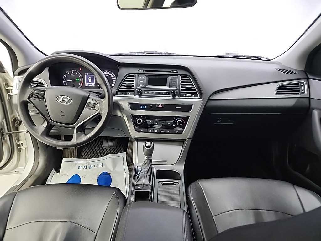 HYUNDAI Sonata - Vista 7