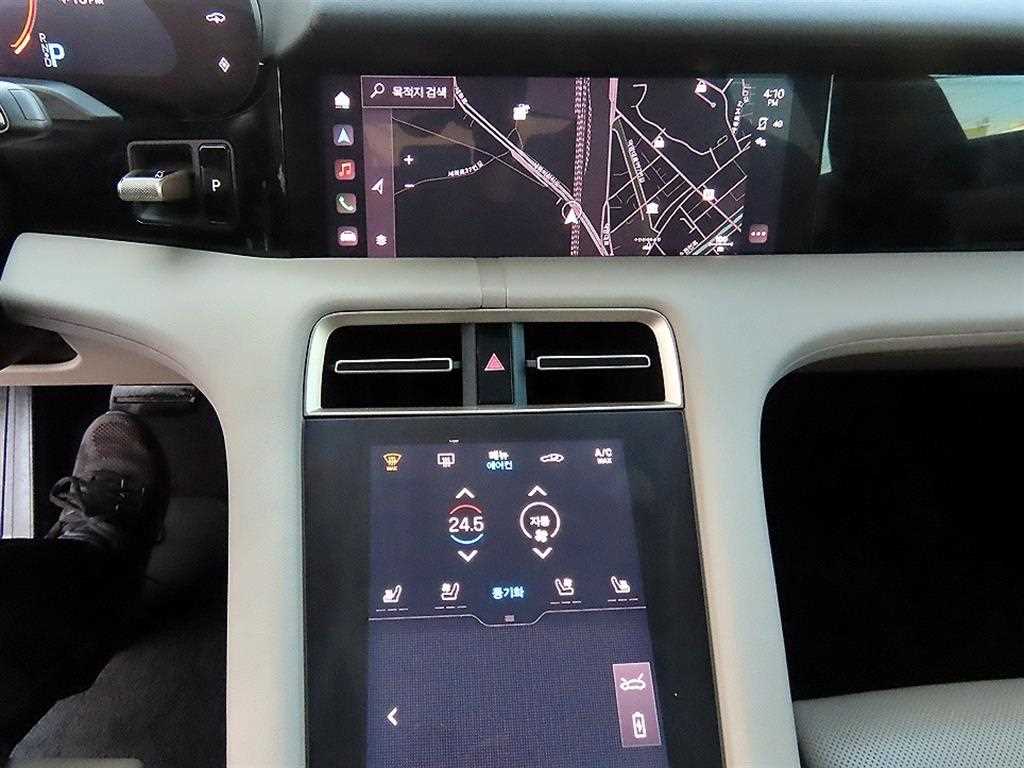 Porsche Taycan - Vista 12