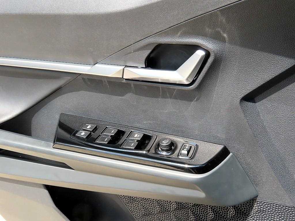 Ssangyong Torres - Vista 11