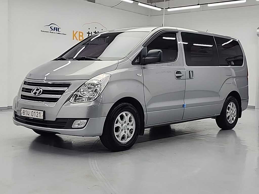 HYUNDAI Starex 2018 Plateado - Importación desde Corea - HF Imports Iquique - Foto 1