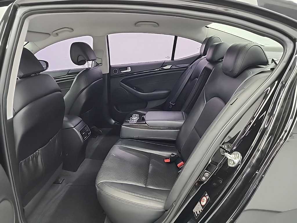 KIA K7 - Vista 12