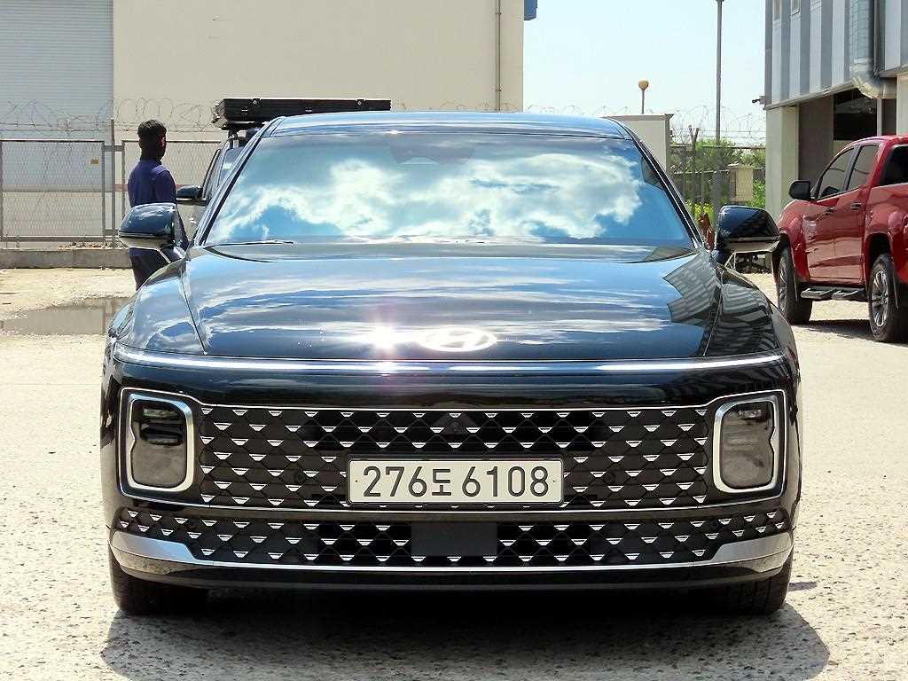 HYUNDAI Grandeur 2023 Negro - Importación desde Corea - HF Imports Iquique - Foto 1