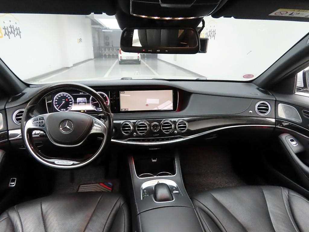 Mercedes Benz S Class - Vista 6
