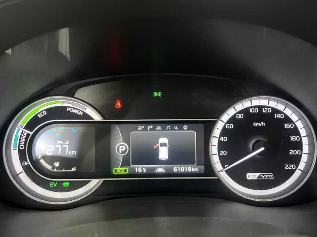 KIA Niro 2017 Gris - Importación desde Corea - HF Imports Iquique - Foto 17