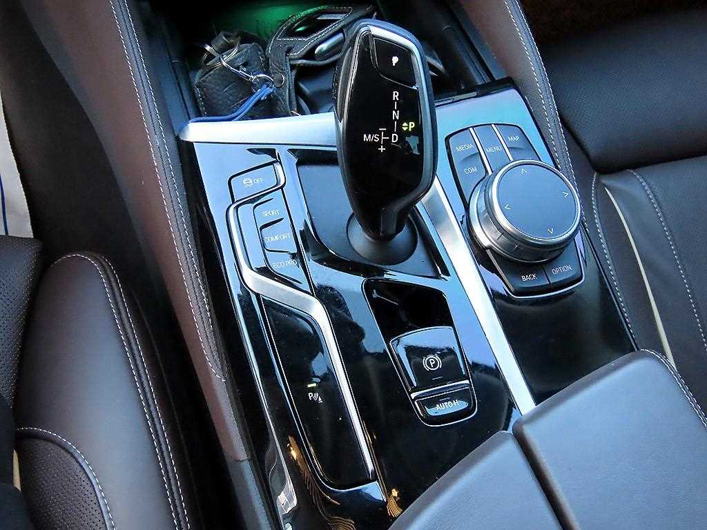 BMW 5 Series - Vista 11