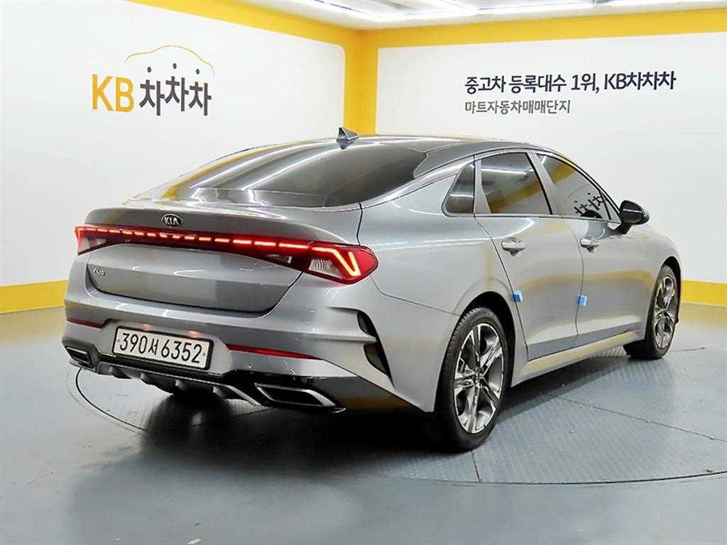 KIA K5 - Vista 4