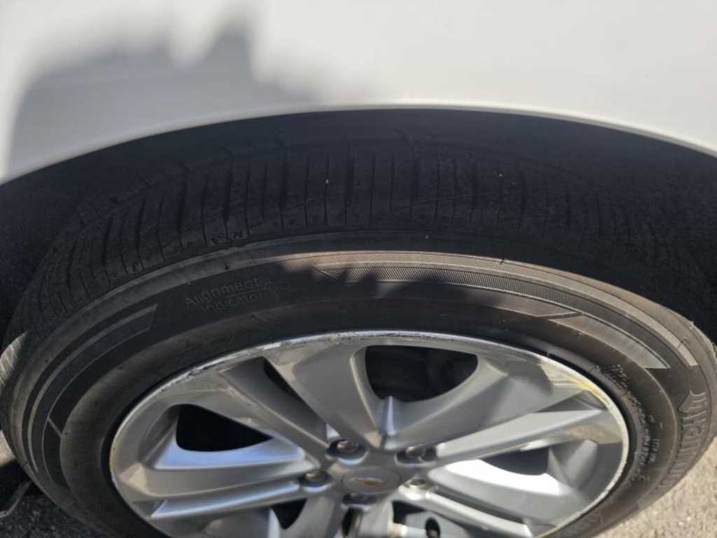 Chevrolet Cruise - Vista 7