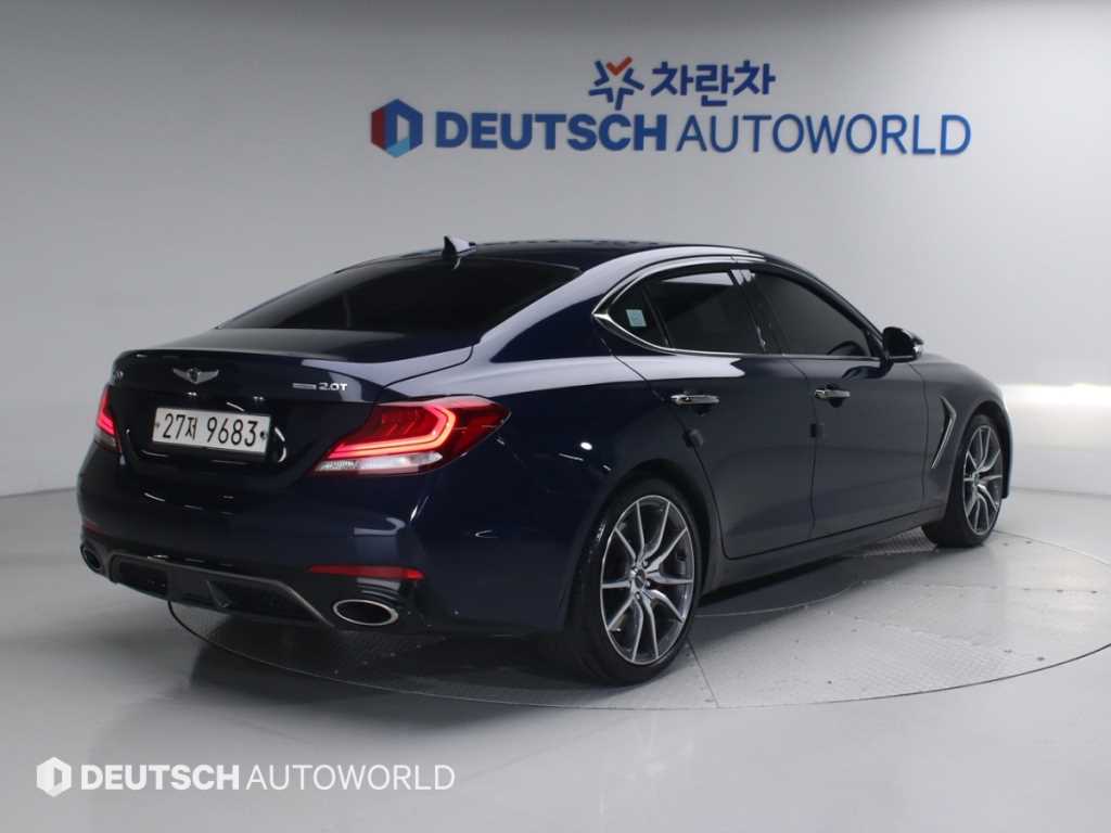 Genesis G70 - Vista 2