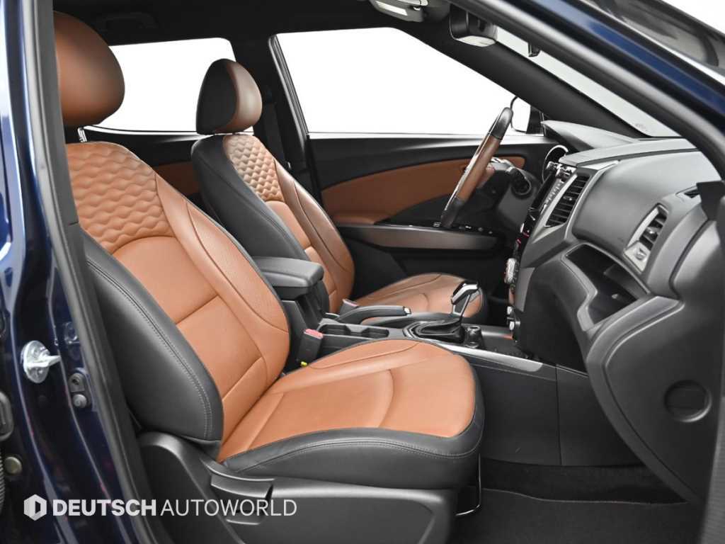 Ssangyong Tivoli - Vista 10