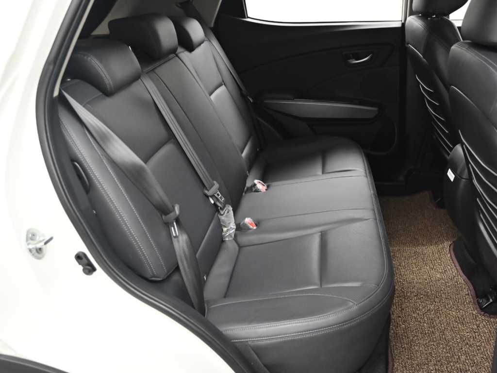 Ssangyong Tivoli - Vista 12