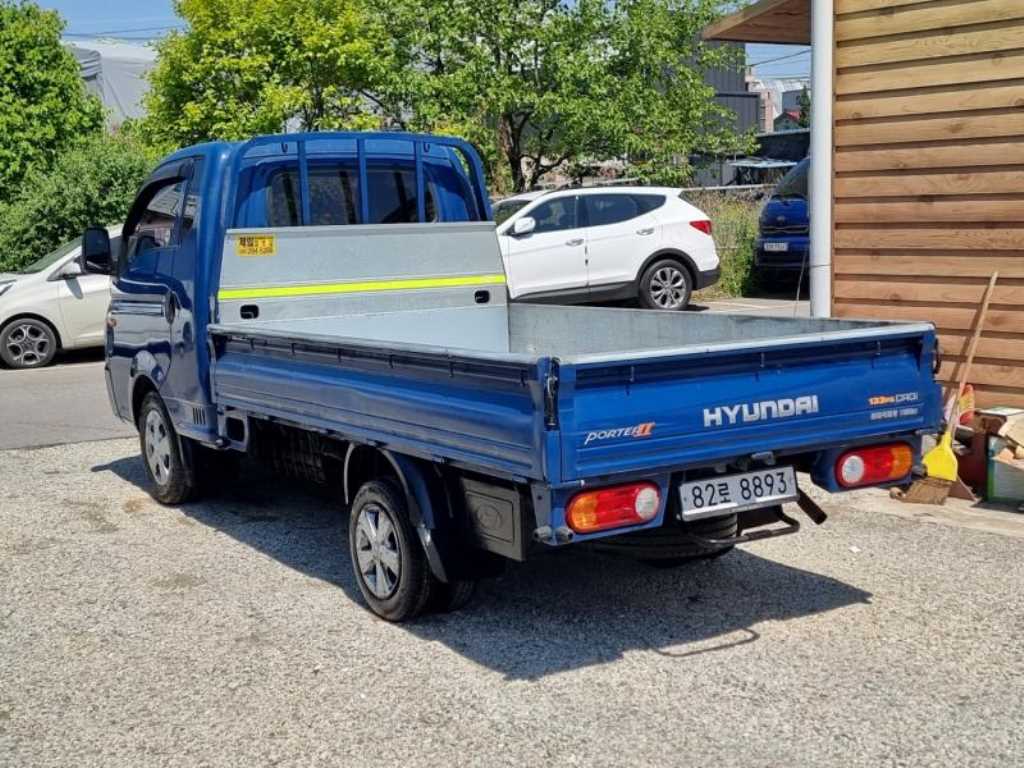 Small Truck Cargo (small) - Vista 3