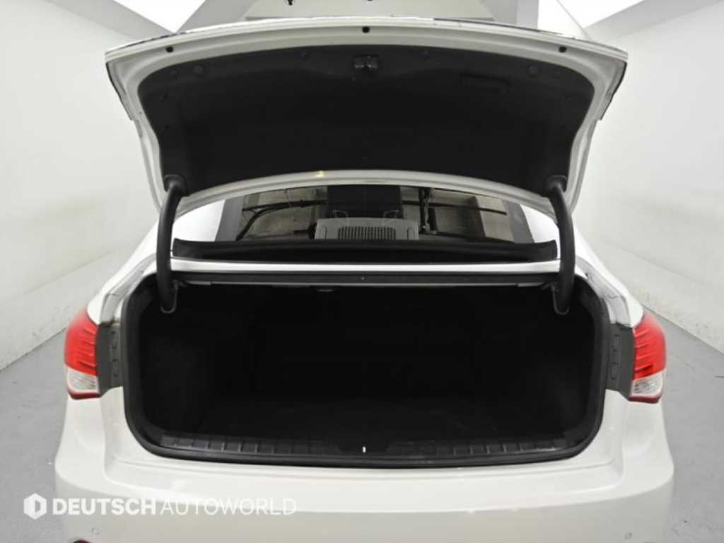 HYUNDAI i40 2012 Blanco - Importación desde Corea - HF Imports Iquique - Foto 19