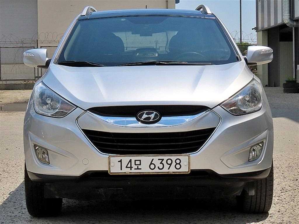HYUNDAI Tucson 2011 Plateado - Importación desde Corea - HF Imports Iquique - Foto 1