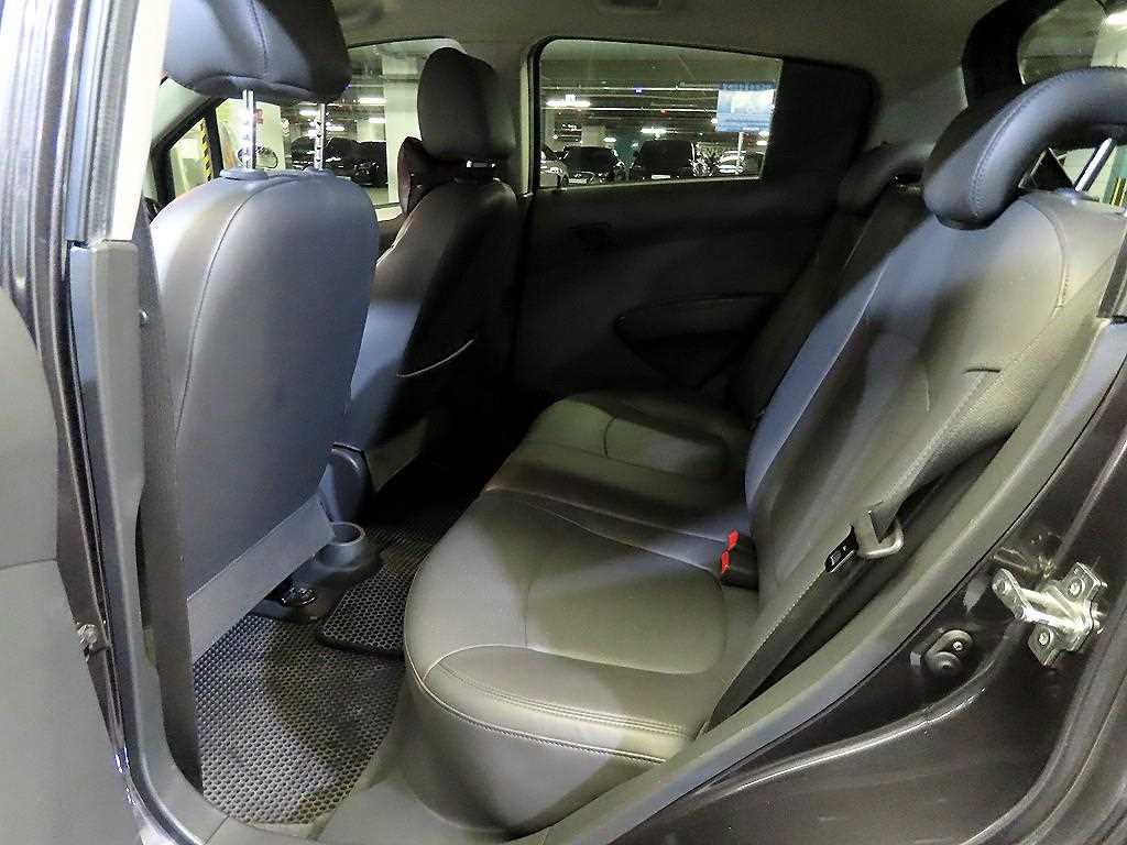 Chevrolet Spark - Vista 7