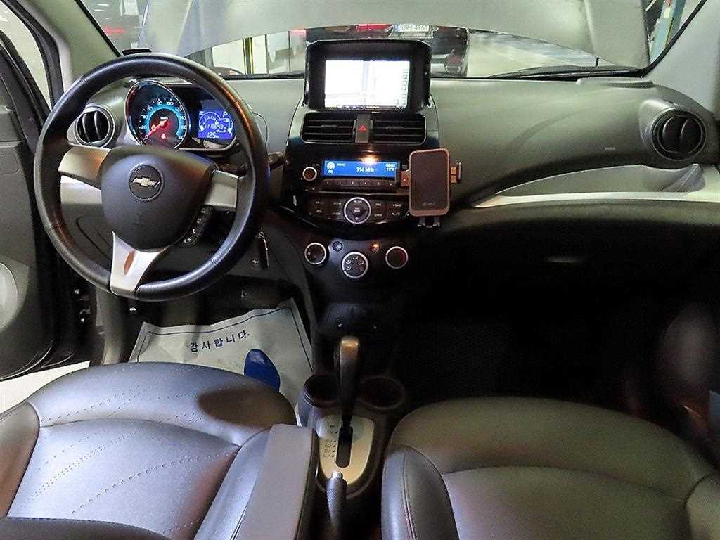Chevrolet Spark - Vista 10