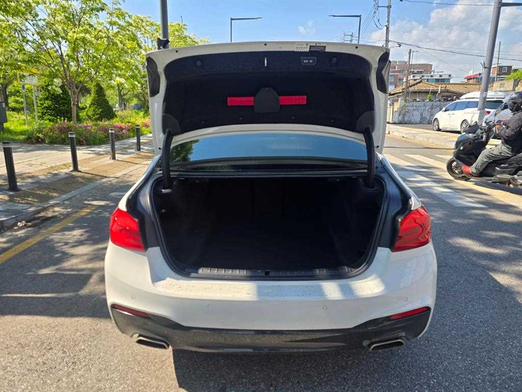 BMW 5 Series - Vista 6