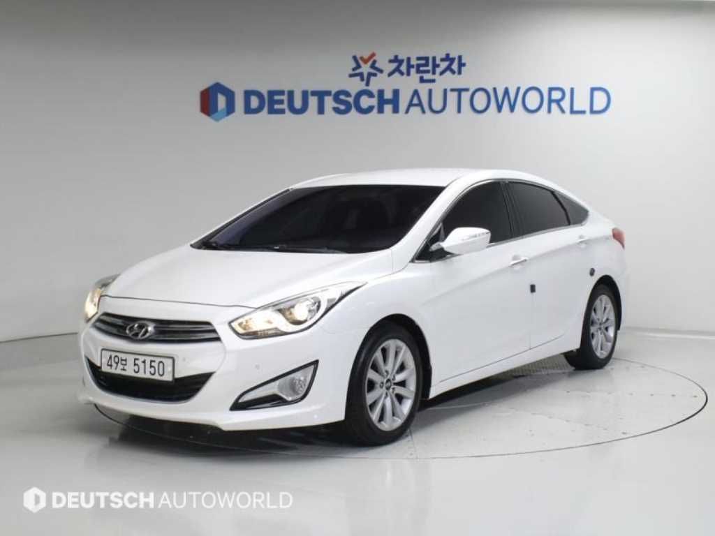 HYUNDAI i40 2012 Blanco - Importación desde Corea - HF Imports Iquique - Foto 1