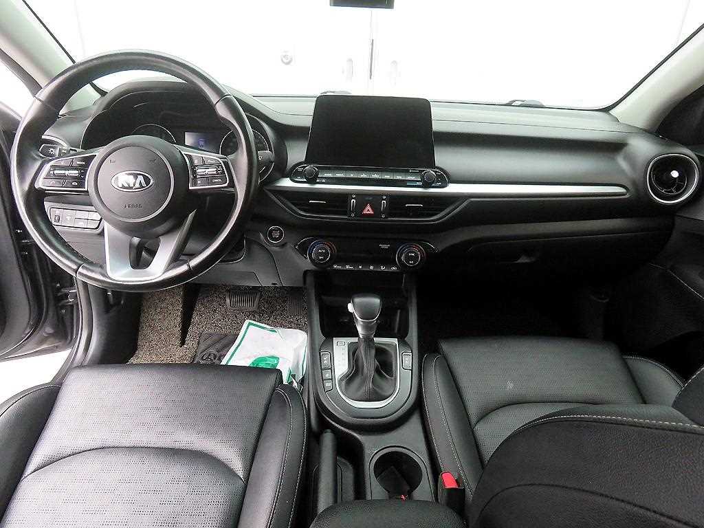 KIA K3 - Vista 7
