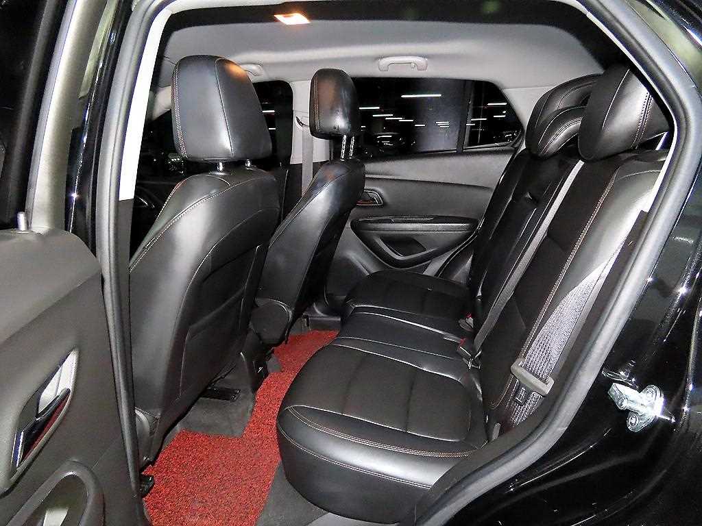 Chevrolet Trax - Vista 7