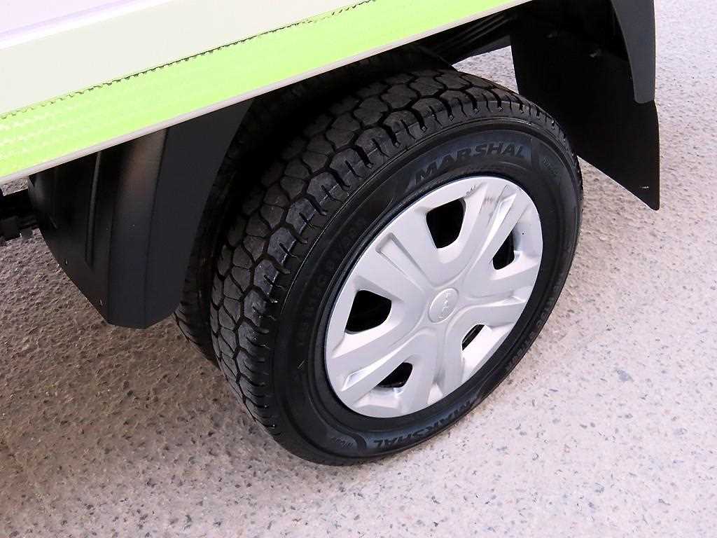 Small Truck Normal Box(High Deck) 2025 Blanco - Importación desde Corea - HF Imports Iquique - Foto 18