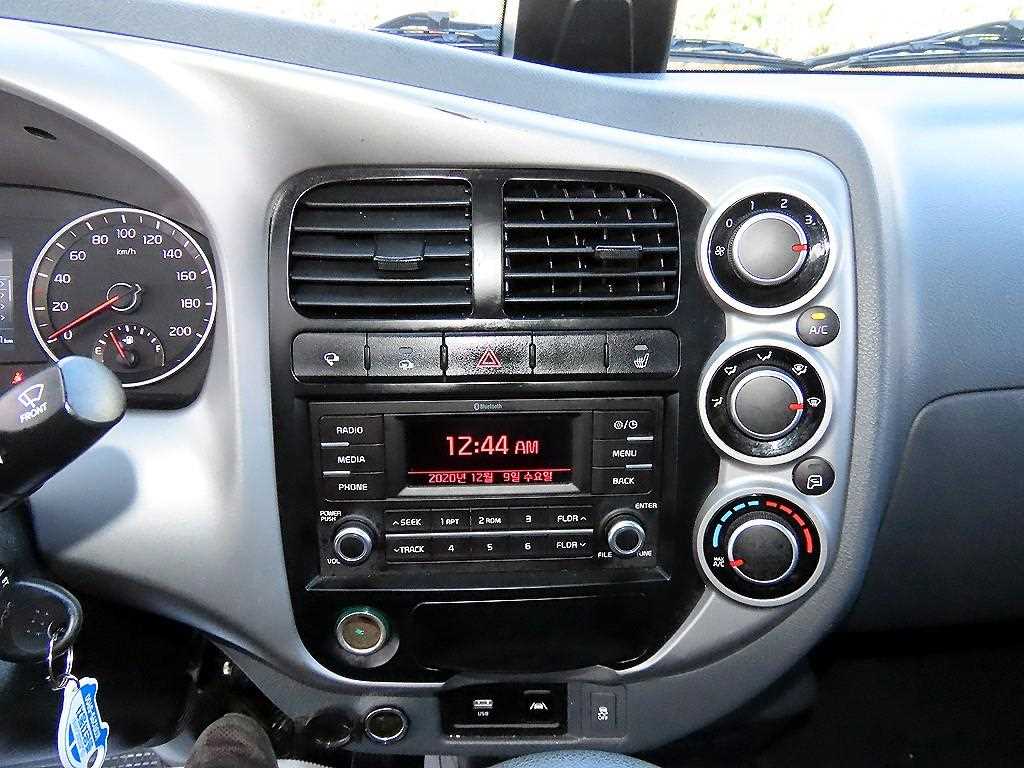 Small Truck Normal Box(High Deck) 2025 Blanco - Importación desde Corea - HF Imports Iquique - Foto 14