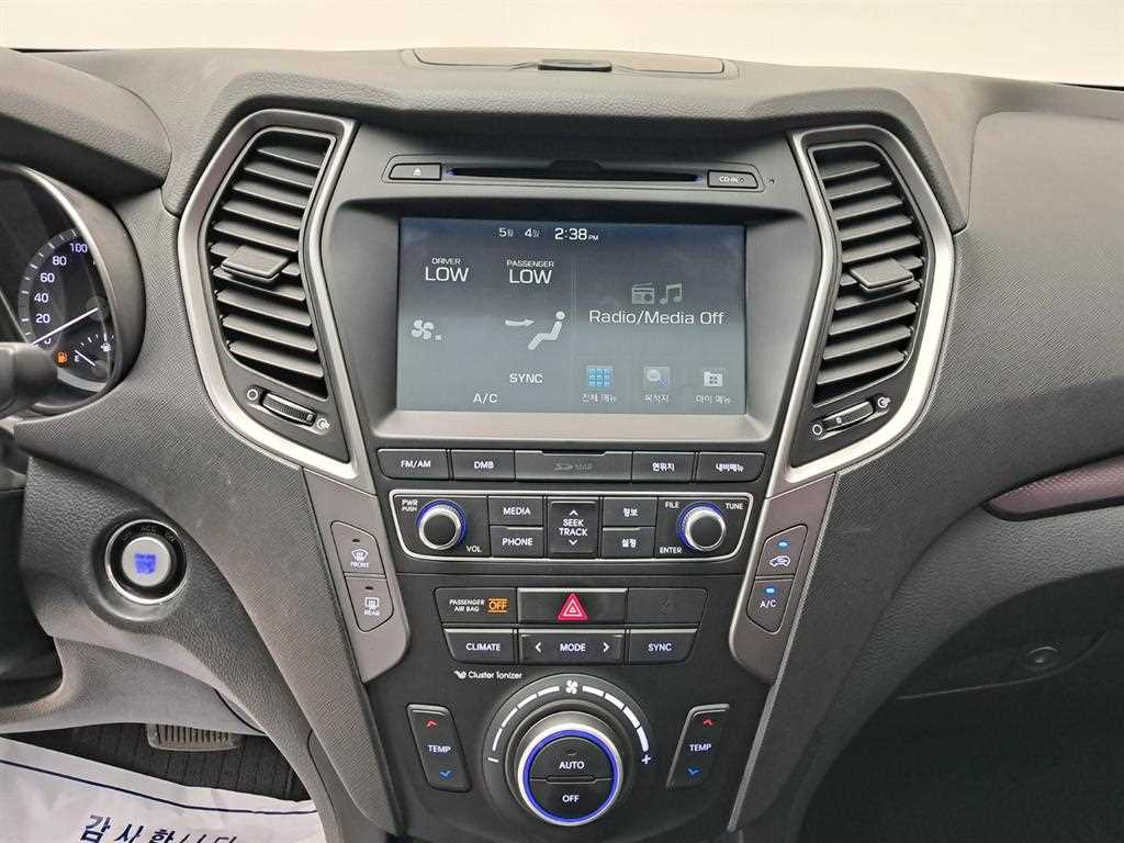HYUNDAI Santa Fe - Vista 9