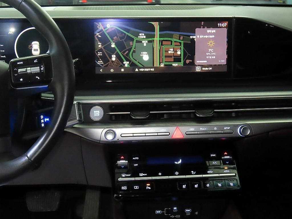 HYUNDAI Grandeur - Vista 11