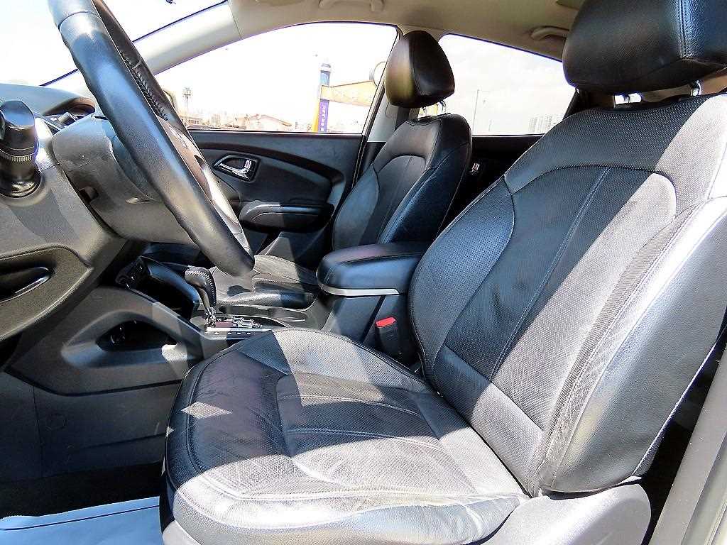 HYUNDAI Tucson - Vista 5