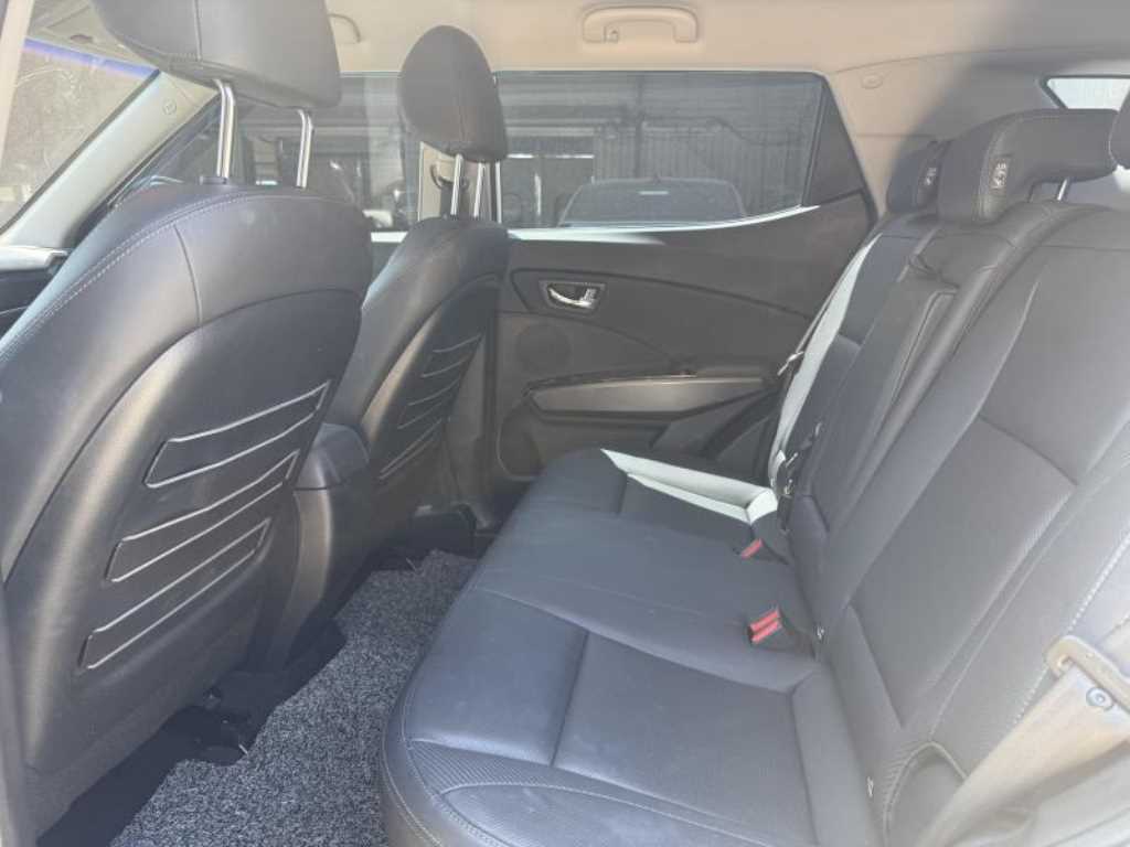 Ssangyong Tivoli 2021 Blanco - Importación desde Corea - HF Imports Iquique - Foto 14