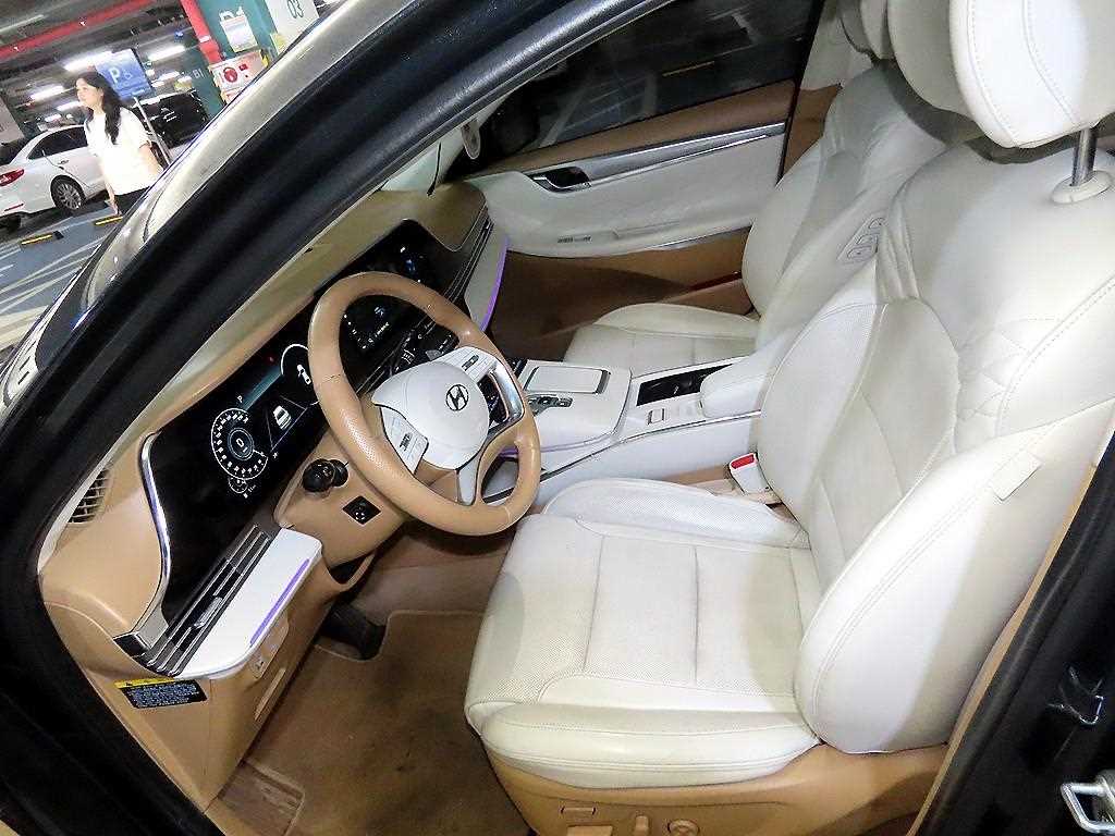 HYUNDAI Grandeur - Vista 6