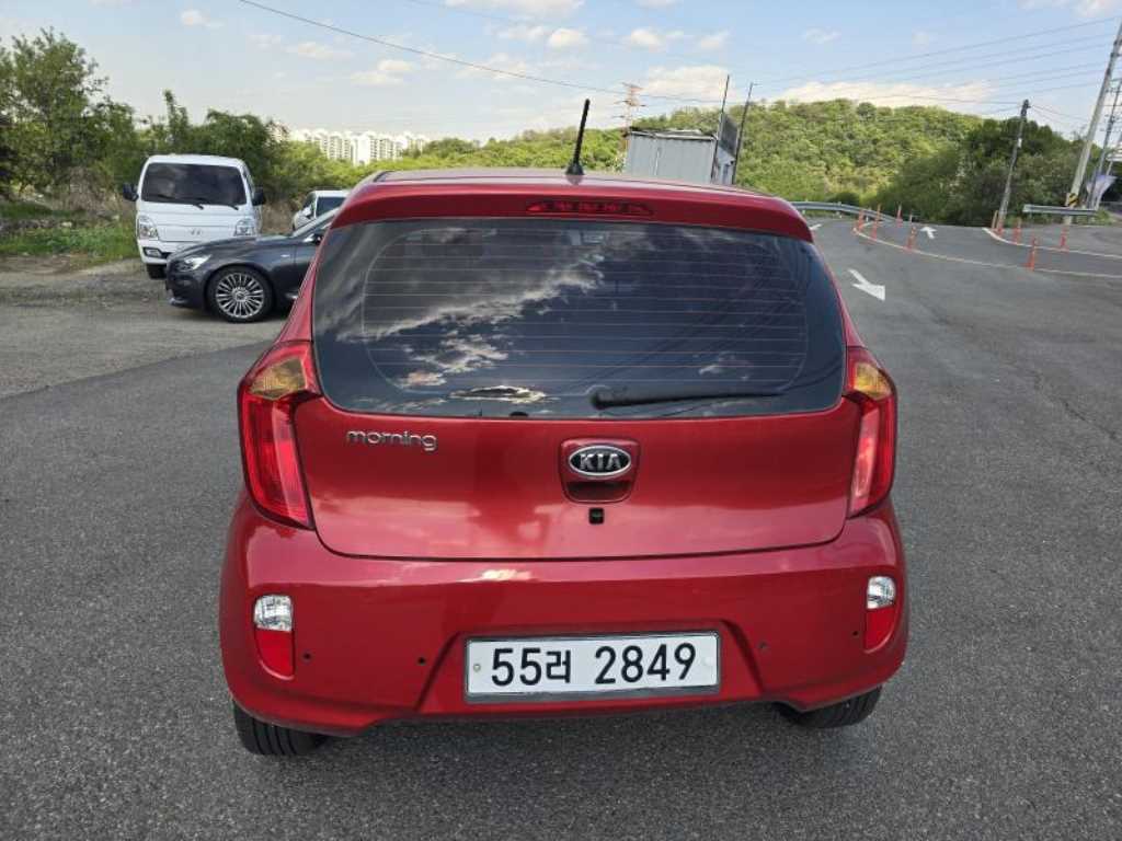 KIA Morning - Vista 5
