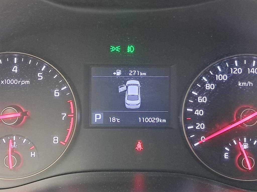 KIA K7 - Vista 8