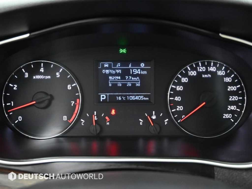 KIA K7 - Vista 9