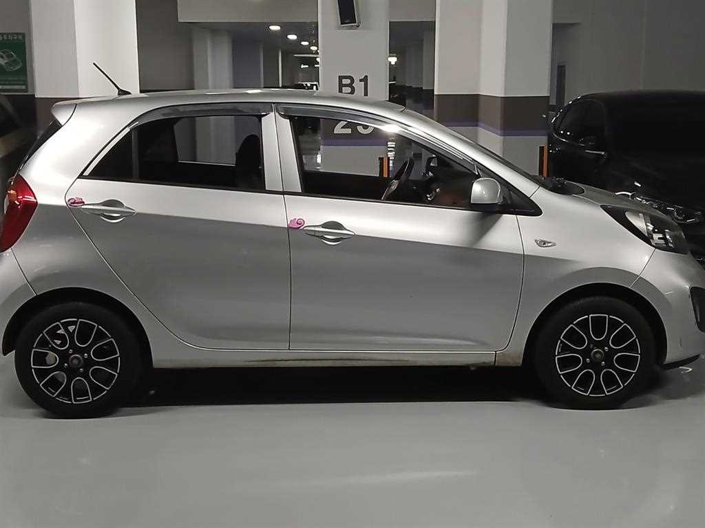 KIA Morning - Vista 5