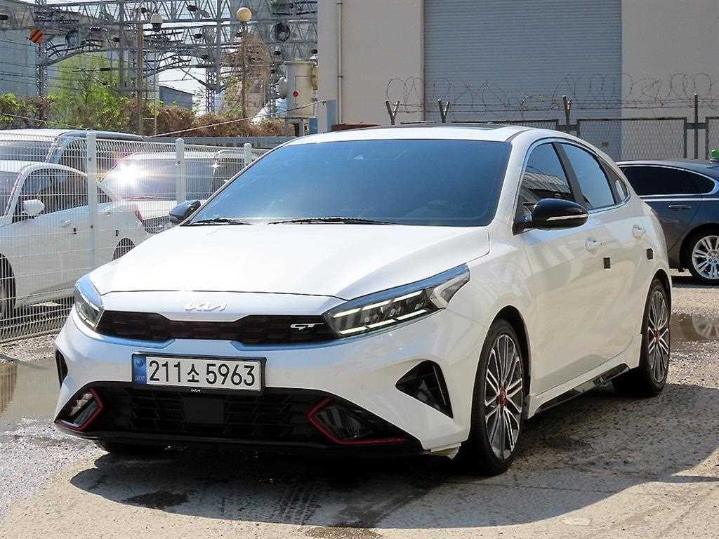 KIA K3 - Vista 2