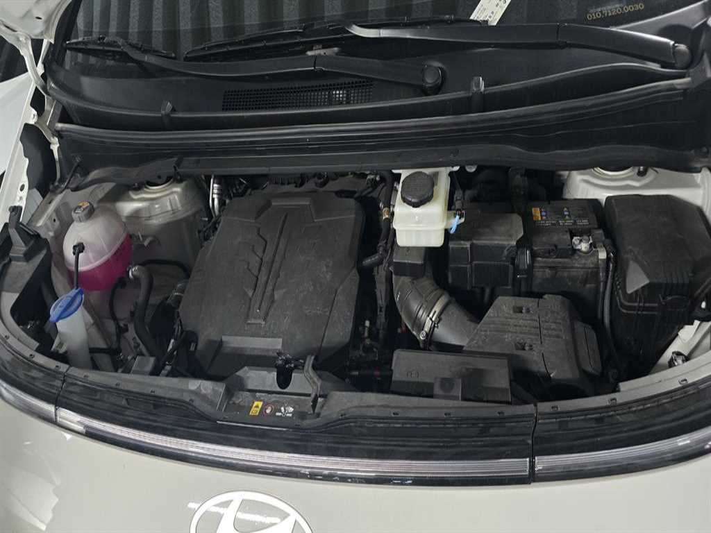 HYUNDAI Staria 2025 Blanco - Importación desde Corea - HF Imports Iquique - Foto 16