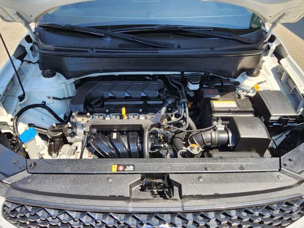 HYUNDAI Venue - Vista 5