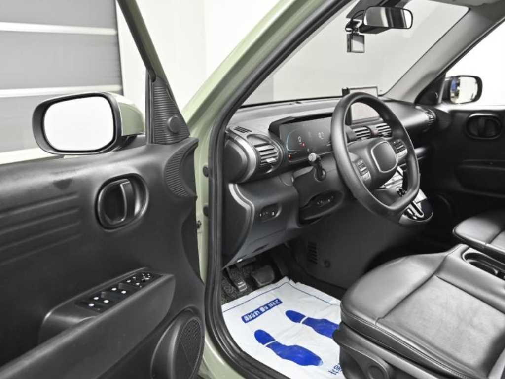 HYUNDAI Casper - Vista 9