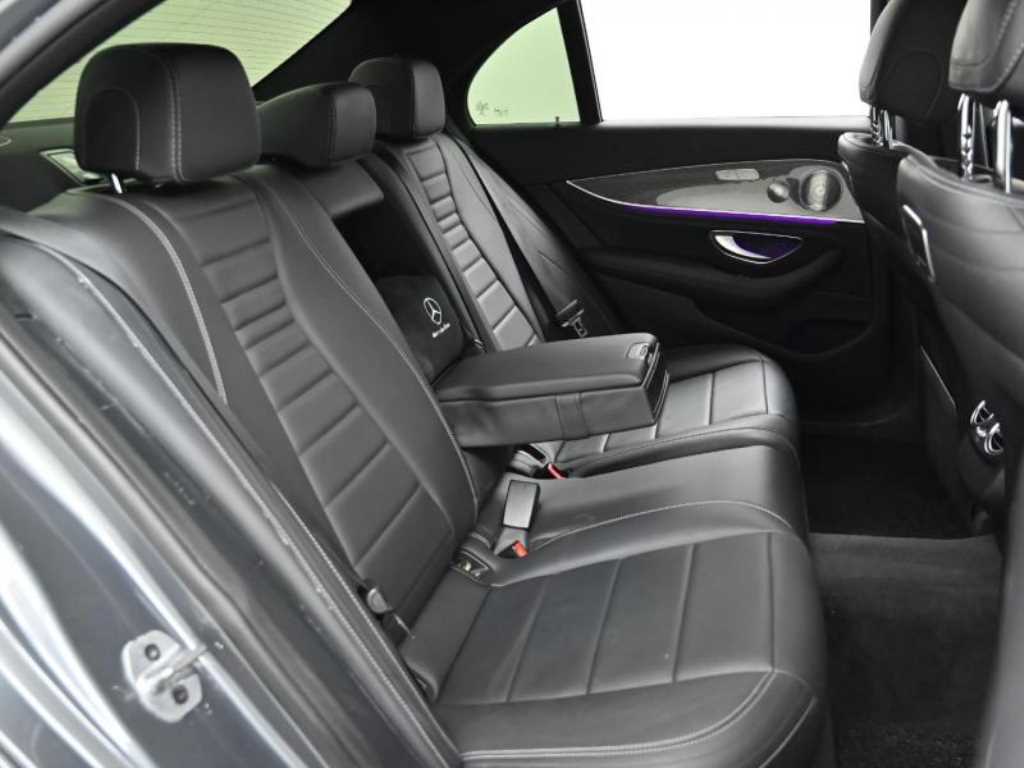 Mercedes Benz E class - Vista 12