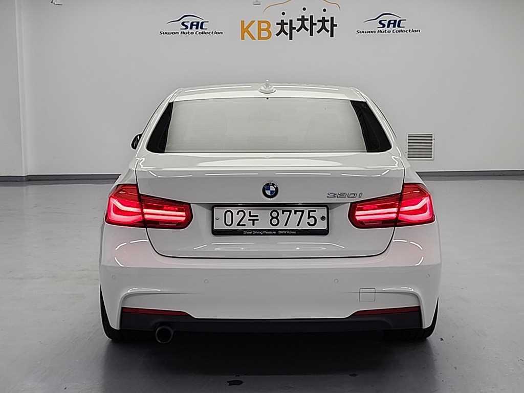 BMW 3 series - Vista 3