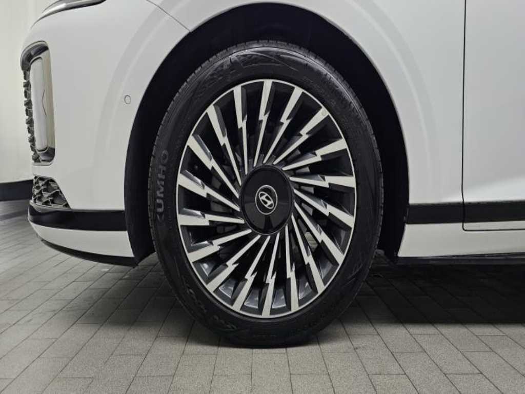 HYUNDAI Grandeur - Vista 5