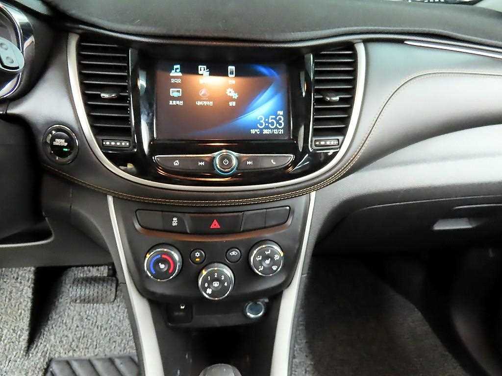 Chevrolet Trax 2019 Negro - Importación desde Corea - HF Imports Iquique - Foto 13