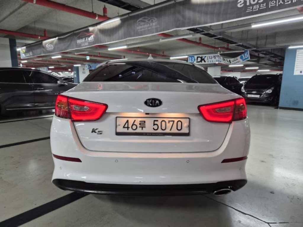 KIA K5 - Vista 3