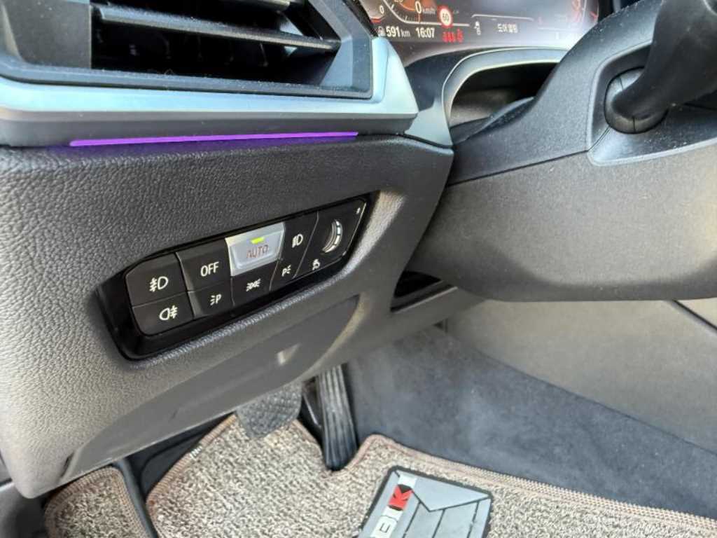 BMW 3 series 2019 Rojo - Importación desde Corea - HF Imports Iquique - Foto 14